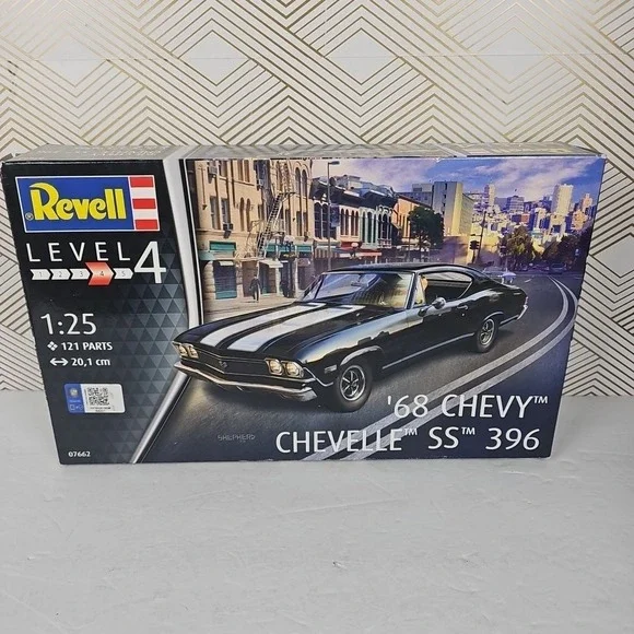 Revell 07662 1968 ChevyTM ChevelleTM SSTM 396 1:25 Scale Model Kit PARTIAL COMP - Picture 10 of 11